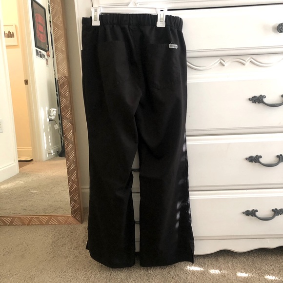 XS Petite Greys Anatomy Black Scrub Pants - Picture 2 of 2